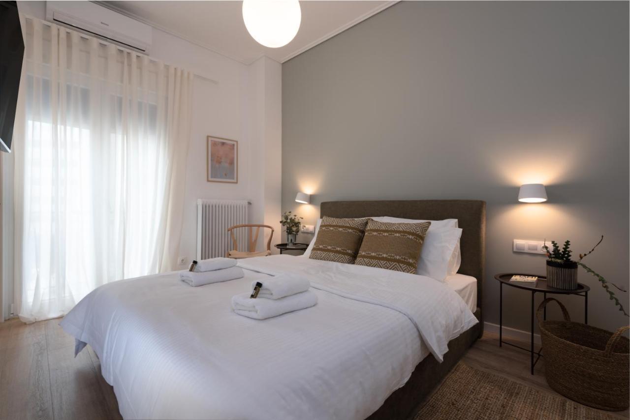 Unique 2 Bedrooms Apartment, Steps To Plaka And City Center Atenas Exterior foto
